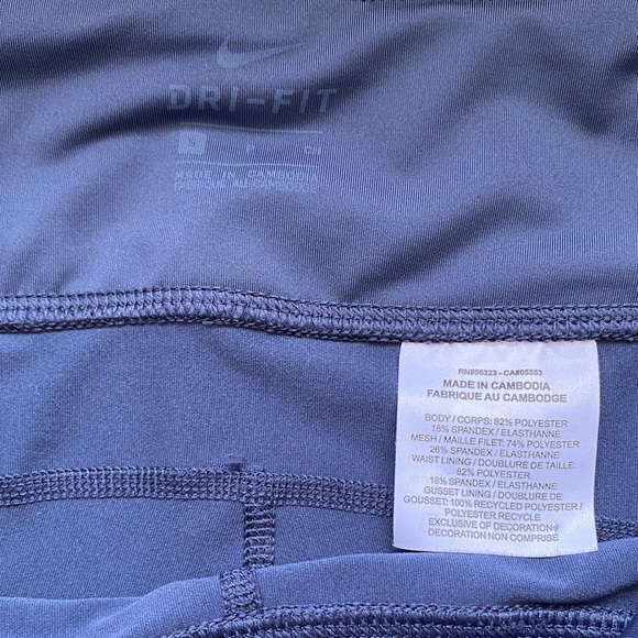Nike Women's Blue Leggings with White Swoosh - Picture 2 of 4